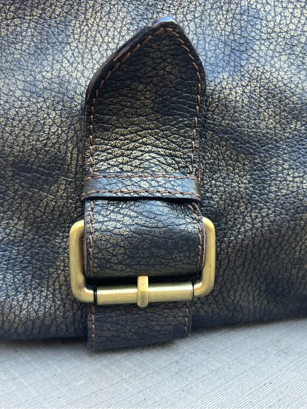 Leather Duffel Bag in Distressed Black-Brown - Image 7