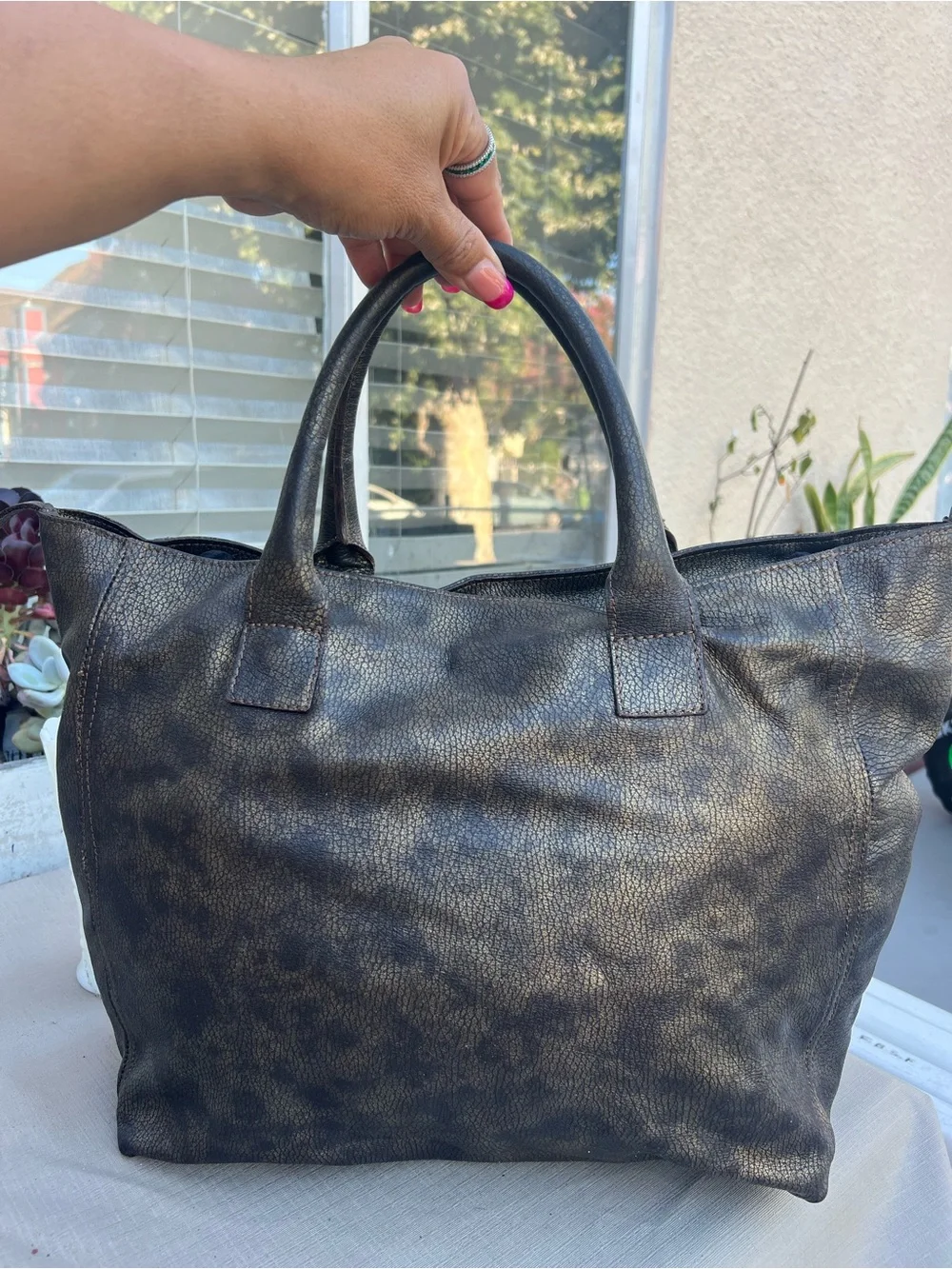 Leather Duffel Bag in Distressed Black-Brown - Image 5
